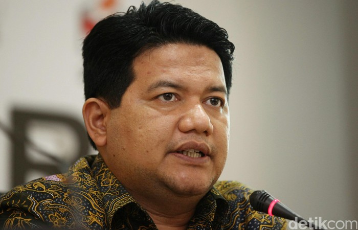 Husni Kamil Manik: Penjaga Proses Demokrasi Indonesia