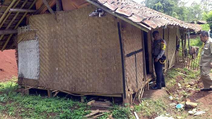 Begini Kondisi Rumah Gubuk Frans Sebelum Dibantu Kapolres Cianjur