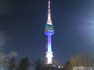 Merasakan Romantisme ala Drama Korea di N Seoul Tower