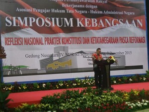 Zulkifli Hasan Bicara Soal Pemburu Rente di Simposium Kebangsaan MPR