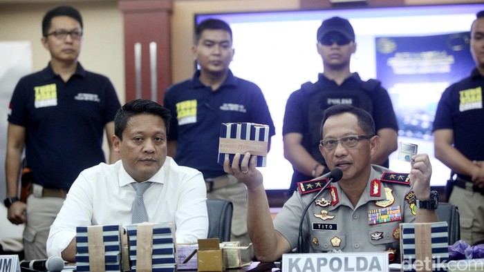 Terbitkan Buku Kir Aspal, Oknum Dishub Kerap Dapat Order dari PO Bus