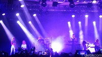 Konser yang bertajuk Clean Bandit Live in Jakarta bertempat di Skenoo Hall Gandaria City, Jakarta Selatan, Selasa (8/12/2015). M. Iqbal Fazarullah Harahap/detikHOT.
