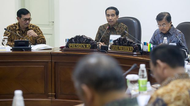 Jokowi Perlu Serius Permak Punggawa Ekonomi di Kabinet Baru