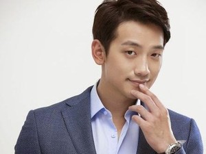 Ekspresi Rain Saat Mabuk di Drama Baru Ini Kocak Banget!