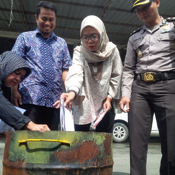 H-1 Pilkada, KPU Kota Medan Musnahkan 1.078 Surat Suara Rusak