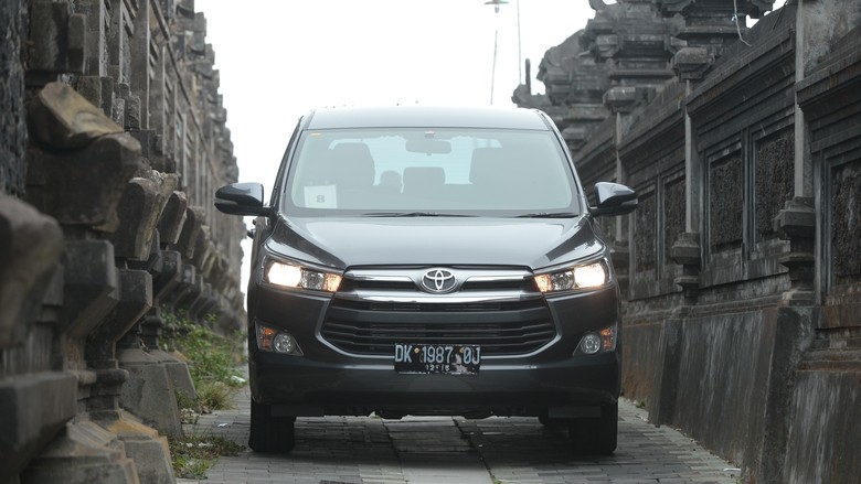 Toyota Kijang Innova Foto: Toyota Astra Motor Toyota Kijang Innova Foto: Toyota Astra Motor