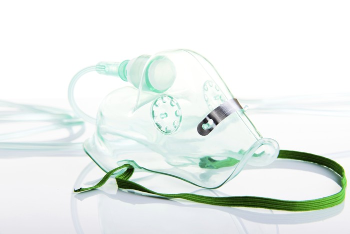 ilustrasi masker oksigen