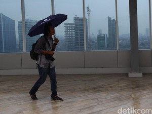 19 Januari 2025, Sebagian Besar Wilayah Bali Diprediksi Hujan Ringan
