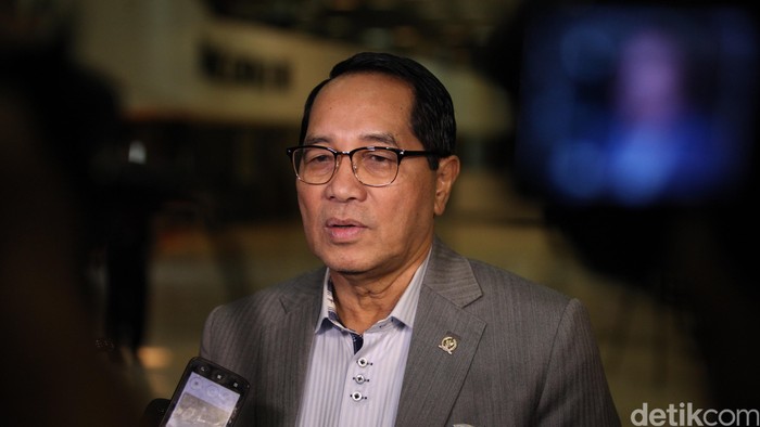 Anggota DPR Soal Kerusakan Hutan: Menhut Raja Juli Kebagian Cuci Piring