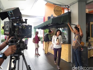 Hari ke-5, My Stupid Boss Pindah ke Lokasi Syuting di LRT Ampang Park