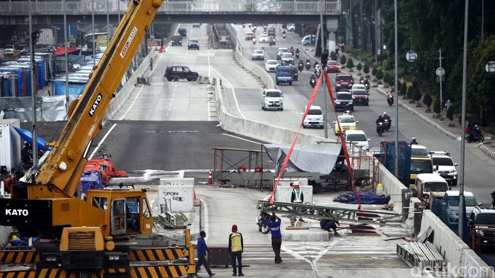Bank Dunia dan IMF Pangkas Prediksi Ekonomi RI, Ini Kata Darmin