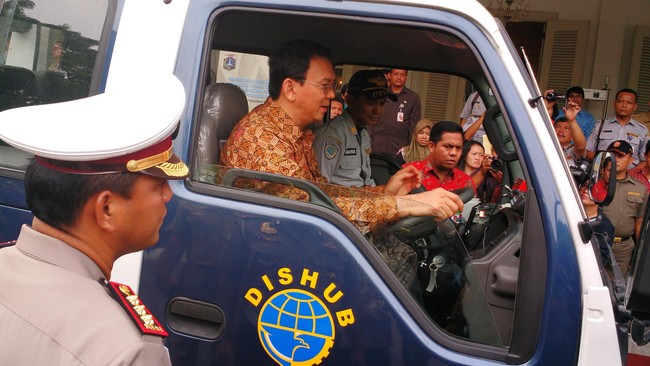 3 Tawaran Menggiurkan Ahok untuk Para Sopir Metromini