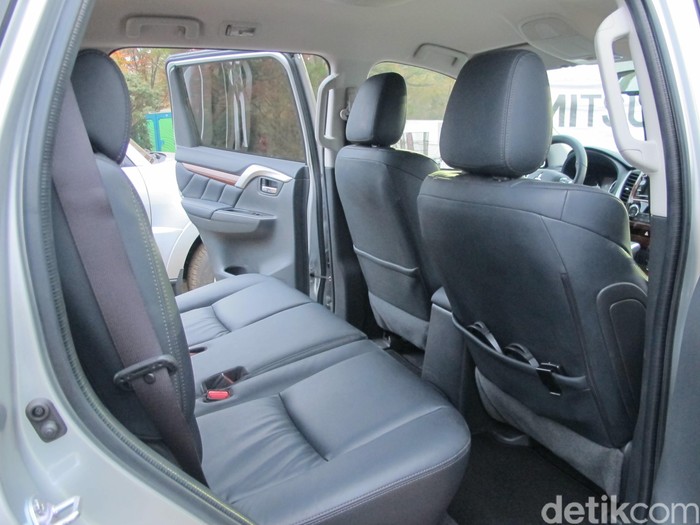 Headrest, Fitur Keselamatan di Mobil yang Terlupakan