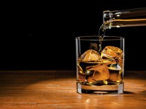 Uni Emirat Arab Bakal Buka Pabrik Alkohol Legal Pertama