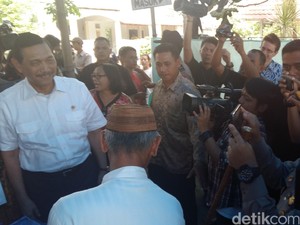 Luhut: Pilkada Serentak Lancar, Kita Matang Berdemokrasi