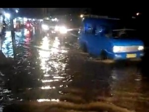Air Sungai Meluap, Jalan Bojonggede Bogor Tergenang