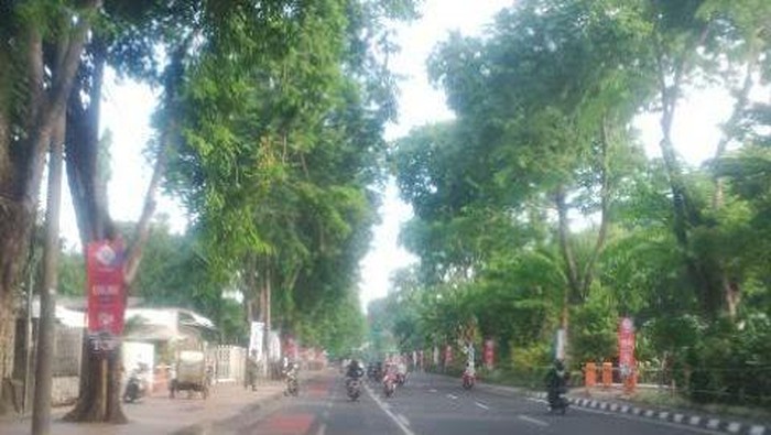 Libur Pilkada Surabaya, Jalanan Kota Pahlawan Lengang