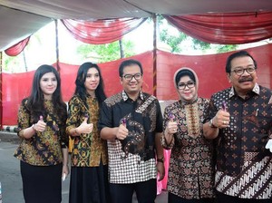 Polemik Bansos, Gubernur Jatim Didesak Buat Payung Hukum