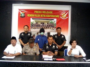 Polisi Amankan Driver Go-Jek yang Jambret HP Lurah Petogogan