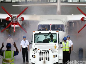 Jokowi: Pesawat N219 Cocok untuk Dipakai Blusukan ke Daerah Terpencil