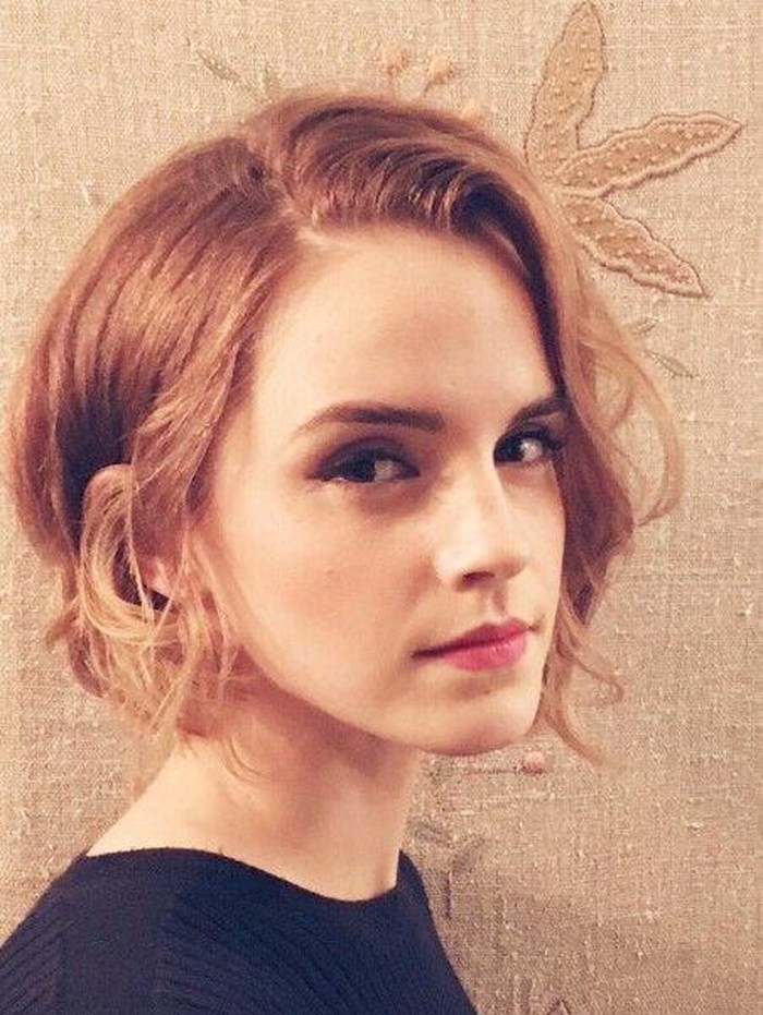 Emma Watson Ubah Gaya Rambut Lagi, Makin Cantik?