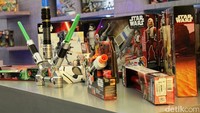 Pameran ini bisa menjadi tempat yang tepat untuk berburu action figure para tokohnya.