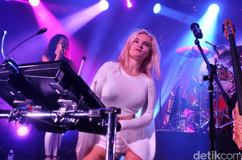 Clean Bandit Gelar Konser di Jakarta Agustus Ini Clean Bandit Gelar Konser di Jakarta Agustus Ini