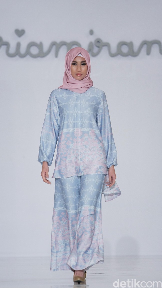 Ria Miranda Trunk Show 2016 Classifo at The Hall Lt.8 Senayan City. Jakarta. [Foto: Mohammad Abduh/Wolipop]