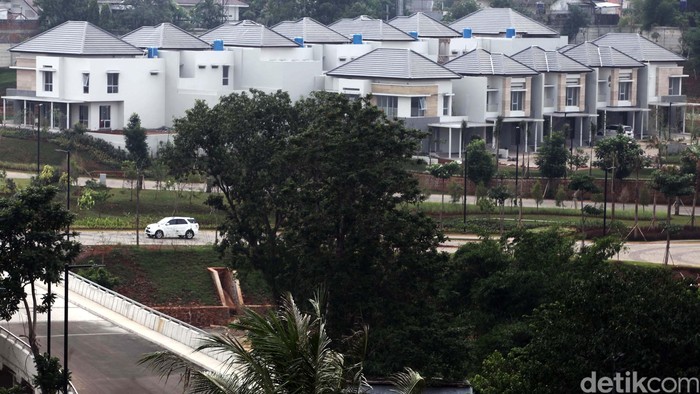 Plus Minus Tinggal di Rumah Sendiri atau Rumah Orang Tua