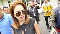 Nikita pun sempat dibawa ke Panti Sosial Karya Wanita Mulya Jaya untuk di data. Pool/Noel/detikFoto.