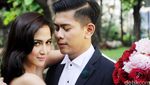 Berbaju Pengantin, Nina Zatulini Intim dengan Calon Suami