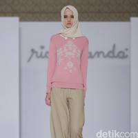 Ria Miranda Trunk Show 2016 Classifo at The Hall Lt.8 Senayan City. Jakarta. [Foto: Mohammad Abduh/Wolipop]