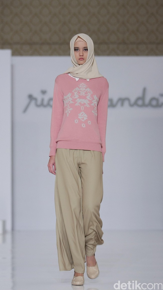 Ria Miranda Trunk Show 2016 Classifo at The Hall Lt.8 Senayan City. Jakarta. [Foto: Mohammad Abduh/Wolipop]