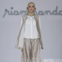 Ria Miranda Trunk Show 2016 Classifo at The Hall Lt.8 Senayan City. Jakarta. [Foto: Mohammad Abduh/Wolipop]