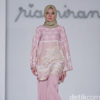 Ria Miranda Trunk Show 2016 Classifo at The Hall Lt.8 Senayan City. Jakarta. [Foto: Mohammad Abduh/Wolipop]