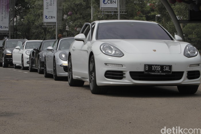 Porsche: Ayo Jajal Mobil Kami