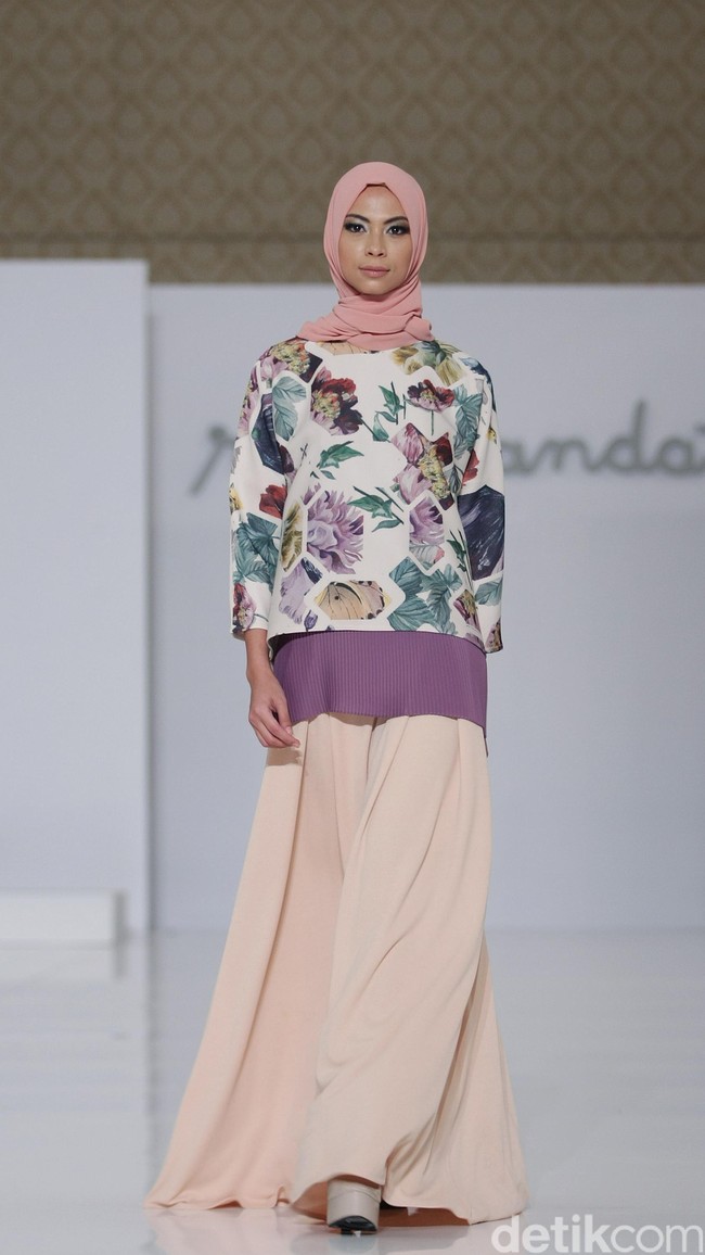 Ria Miranda Trunk Show 2016 Classifo at The Hall Lt.8 Senayan City. Jakarta. [Foto: Mohammad Abduh/Wolipop]
