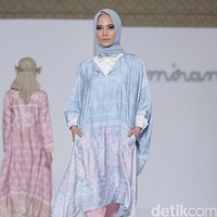 Ria Miranda Trunk Show 2016 Classifo at The Hall Lt.8 Senayan City. Jakarta. [Foto: Mohammad Abduh/Wolipop]