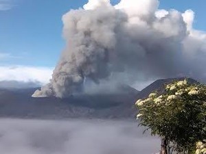 Pendaki Asal Swiss Dilaporkan Hilang di Gunung Semeru