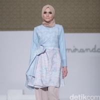 Ria Miranda Trunk Show 2016 Classifo at The Hall Lt.8 Senayan City. Jakarta. [Foto: Mohammad Abduh/Wolipop]