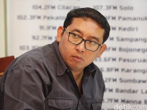 Fadli Zon Turut Melayat Ibunda Pramono Anung