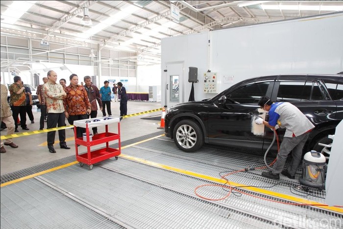 Apa Kelebihan Penambahan Pelindung Cat Mobil?