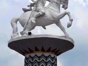 Patung Kuda di Kulonprogo dan Sosok Nyi Ageng Serang yang Terlupakan