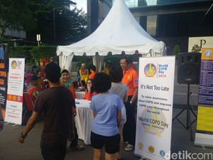 Pemeriksaan Paru dengan Spirometri di Car Free Day Diminati Para Perokok