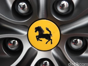 Ada Ferrari yang Masih Nunggak Pajak, Berapa Tarif Pajaknya?