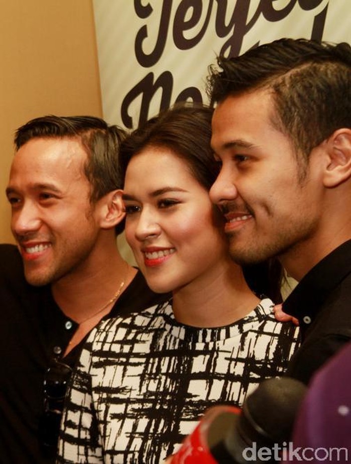 Cerita Raisa Terjebak Nostalgia Bareng Chicco dan Maruli Tampubolon