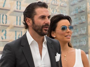 Selamat! Eva Longoria Menikah dengan Sang Kekasih