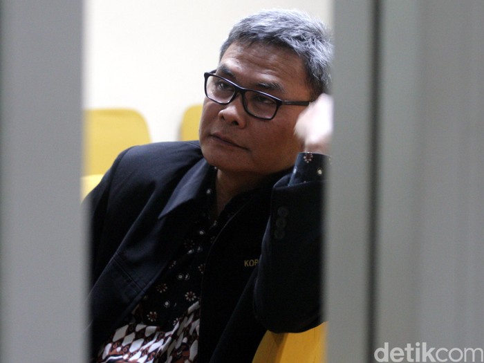 Tak Dipilih DPR Jadi Pimpinan KPK, Johan Budi: Saya Akan Kembali Menulis
