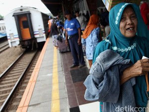 Tiket Kereta Mudik H-9 dan H-10 di Cirebon Baru Terjual 2 Persen