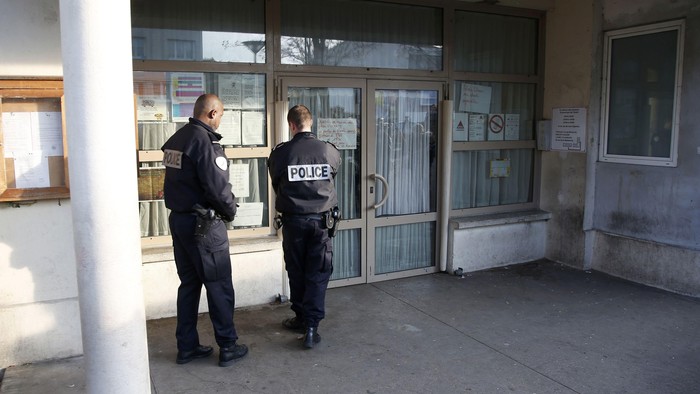 Guru Prancis yang Ditikam Pendukung ISIS Mengaku Berbohong